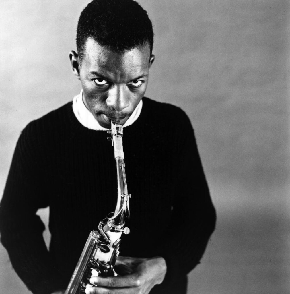 Ornette Coleman, renomado músico de Jazz.