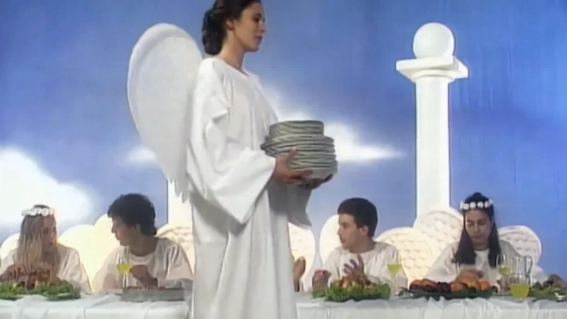 Radu Jude no 77º Festival de Locarno – Eight Postcards From Utopia e Sleep #2 