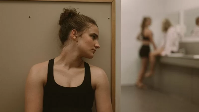 Julie Permanece em Silêncio | 2024